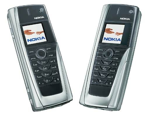 Мобильный телефон Nokia 9500 Communicator