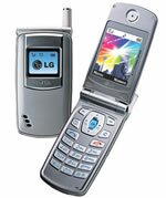 Мобильный телефон LG-W7020